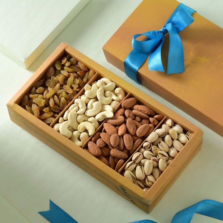 Assorted dry fruits gift box from Energyflow